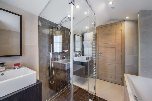 villa in Courchevel : Rent one of the most beautiful chalet in Courchevel Moriond 1650 - Photo 13