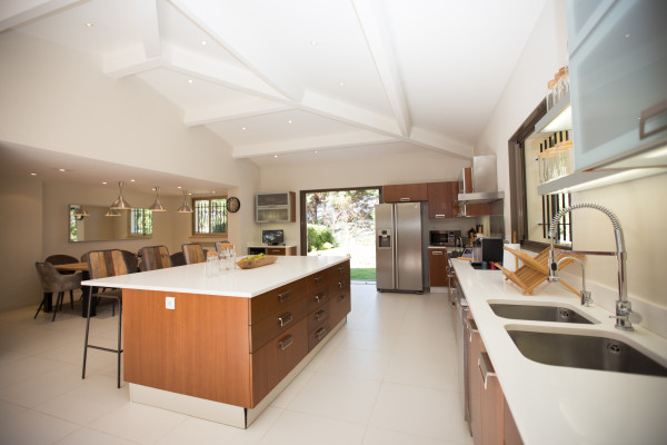 villa in Valbonne : Rent a Large Villa with Pool and View close to Valbonne Village - Photo 6