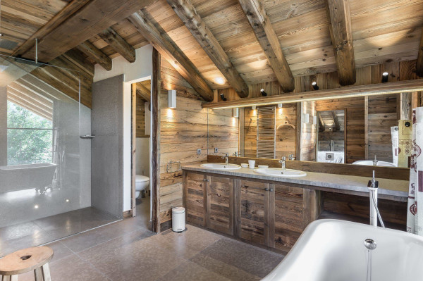 villa in Méribel : Rent the most beautiful in Méribel village perfect for a family winter holiday - Photo 22