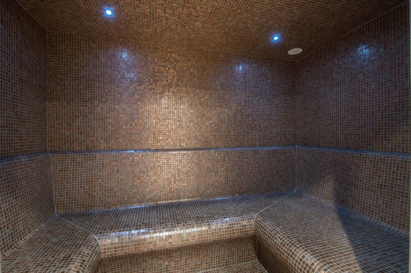 villa in Courchevel : Rent this 5 bedrooms chalet in Courchevel 1650 - Photo 18