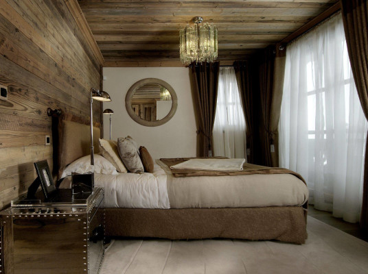 villa in Courchevel : Rent a700 sqm chalet in Courchevel 1850 with a Wonderful Mountain View. - Photo 7
