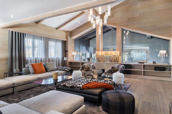 villa in Courchevel : Rent one of the most beautiful chalet in Courchevel Moriond 1650 - Photo 3