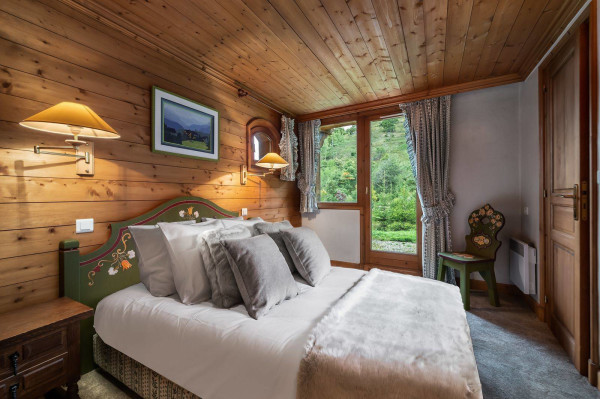 villa in Méribel : Rent this Family chalet which can welcome 15 people near the resort center. - Photo 11
