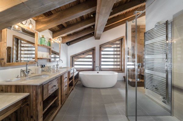 villa in Courchevel : Rent this brand new chalet with a great location in Courchevel Moriond 1650 - Photo 18
