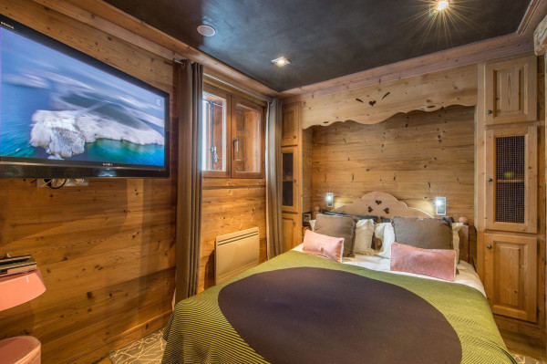 villa in Courchevel : Rent a Ski in / ski out Chalet on Pralong slopes. - Photo 6