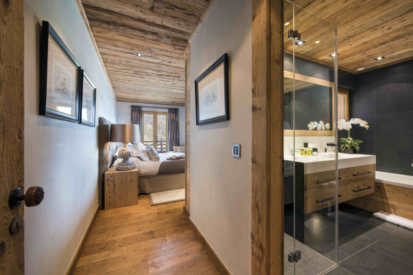 villa in Verbier : Rent estate comprised of 2 luxury chalets in Verbier with spa as well as a chalet for staff - Photo 99