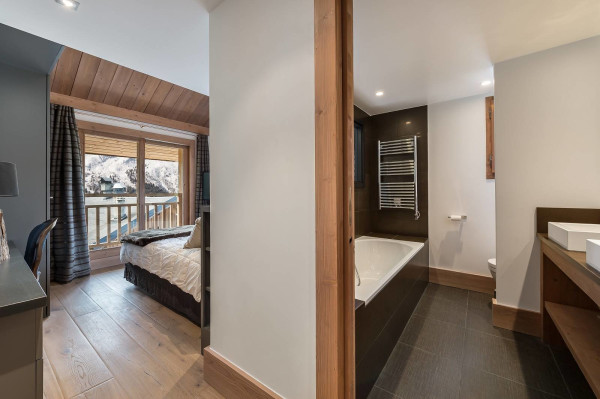 villa in Méribel : Rent this lovely chalet located in Morel close to the ski lift. - Photo 11