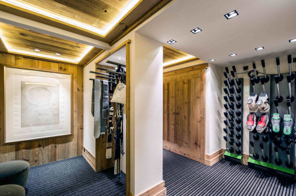villa in Courchevel : Rent a Wonderful chalet in the most prestigious area of Courchevel. - Photo 27