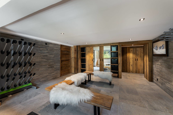 villa in Val d'Isere : Rent this chalet in Le Fornet, 200 m from the slopes. - Photo 14