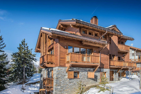 villa in Courchevel : Rent this 5 bedrooms chalet in Courchevel 1650 - Photo 0