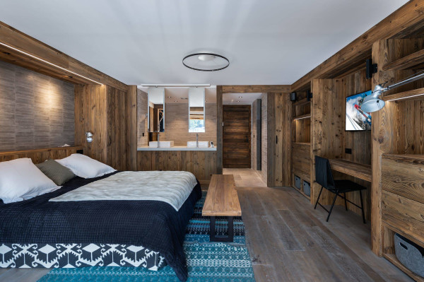villa in Val d'Isere : Rent this chalet in Le Fornet, 200 m from the slopes. - Photo 9