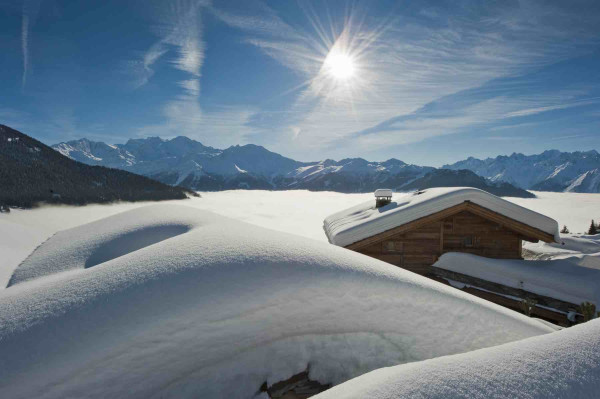 villa in Verbier : Rent estate comprised of 2 luxury chalets in Verbier with spa as well as a chalet for staff - Photo 26