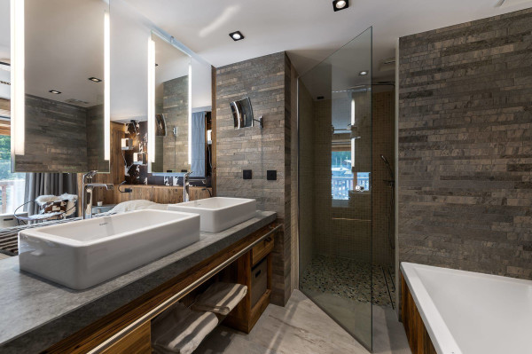 villa in Val d'Isere : Rent this chalet in Le Fornet, 200 m from the slopes. - Photo 15