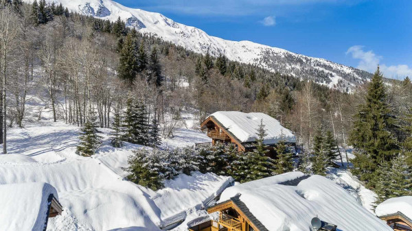 villa in Méribel : Rent this renovated chalet with a perfect location in Méribel station. - Photo 32