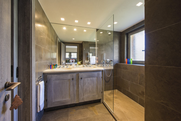 villa in Verbier : Rent a luxury high end Chalet in Verbier, 900sqm, 8 bedrooms - Photo 15
