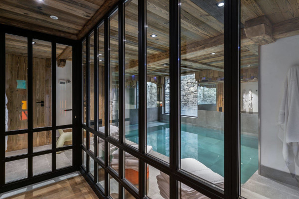 villa in Val-d'Isère : Rent this 5 bedrooms chalet with a perfect location. - Photo 1