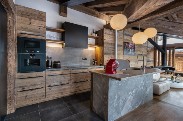 villa in Val-d'Isère : Rent this 5 bedrooms chalet with a perfect location. - Photo 15