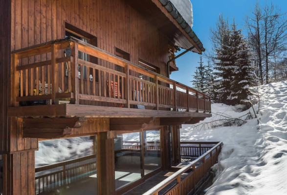 villa in Méribel : Rent this renovated chalet with a perfect location in Méribel station. - Photo 30