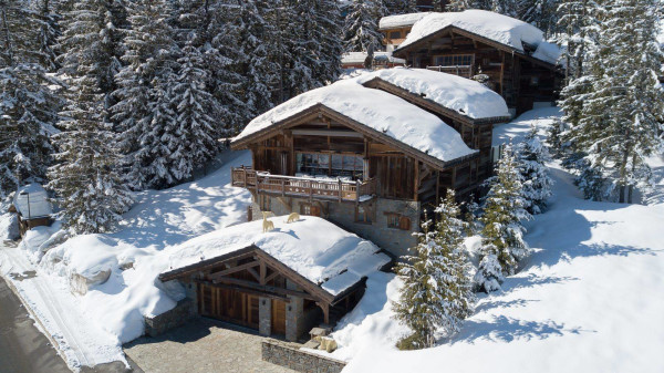 villa in Courchevel : Rent a700 sqm chalet in Courchevel 1850 with a Wonderful Mountain View. - Photo 26