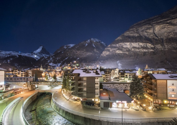 villa in Zermatt : Rent this luxury chalet which is a part of the 7 heavens in Zermatt. - Photo 31