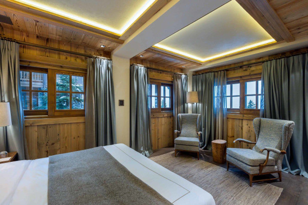 villa in Courchevel : Rent a Wonderful chalet in the most prestigious area of Courchevel. - Photo 9