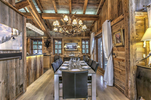 villa in Megève : Rent this ultimate luxury chalet in Mont d'Arbois, walking distance to Megeve. - Photo 6
