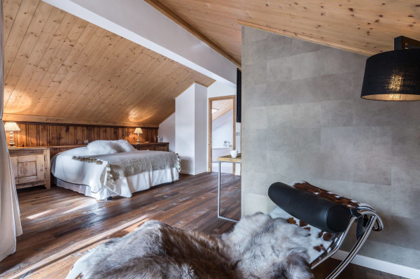 villa in Méribel : Rent this renovated chalet with a perfect location in Méribel station. - Photo 16