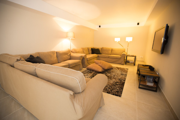 villa in Valbonne : Rent a Large Villa with Pool and View close to Valbonne Village - Photo 10