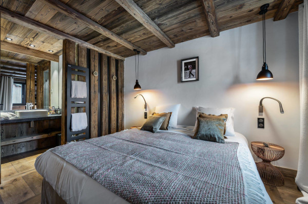 villa in Val-d'Isère : Rent this 5 bedrooms chalet with a perfect location. - Photo 3