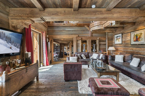villa in Méribel : Rent this authentic chalet in Méribel Village with a lovely spa - Photo 5