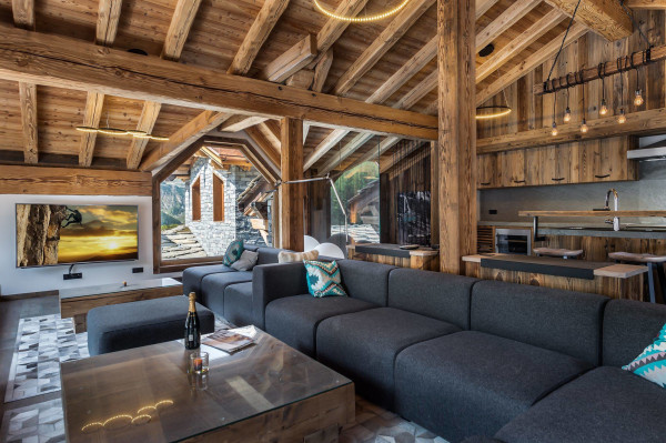 villa in Val d'Isere : Rent this chalet in Le Fornet, 200 m from the slopes. - Photo 1