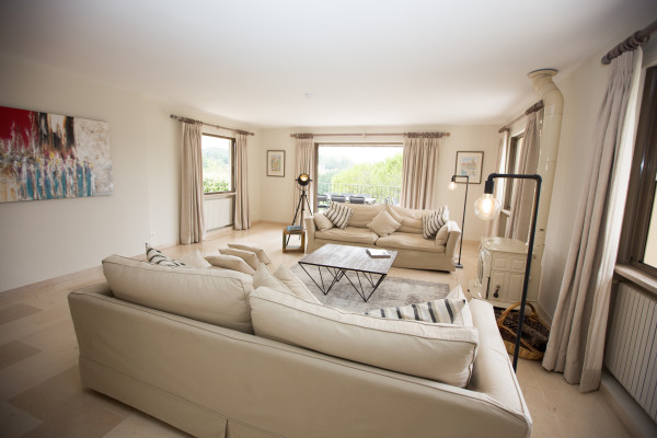 villa in Valbonne : Rent a Large Villa with Pool and View close to Valbonne Village - Photo 5