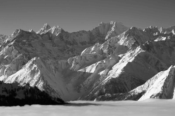 villa in Verbier : Rent estate comprised of 2 luxury chalets in Verbier with spa as well as a chalet for staff - Photo 31