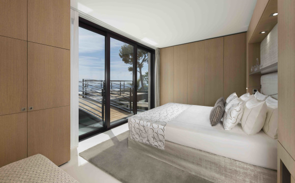 villa in Villefranche-sur-Mer : Rent this gorgeous villa with an extraordinary view of the bay of St Jean Cap Ferrat. - Photo 16