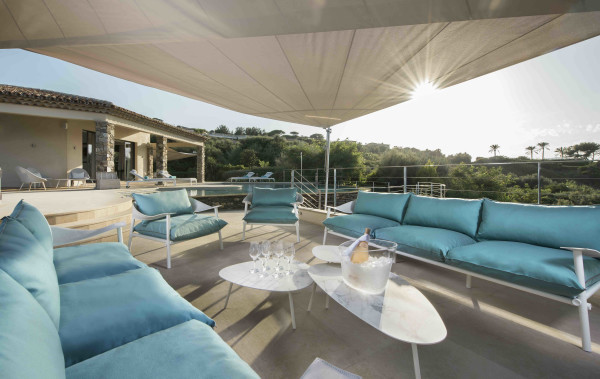 villa in St Tropez : Rent this waterfront property located in the prestigious domain of 'Les parcs de St Tropez' - Photo 1