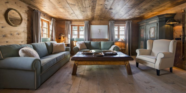 villa in Lech : Rent enchanting chalet with spa, sine cellar and cinema room in Lech, Austria - Photo 2