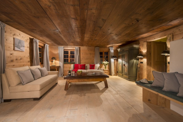 villa in Lech : Rent enchanting chalet with spa, sine cellar and cinema room in Lech, Austria - Photo 6