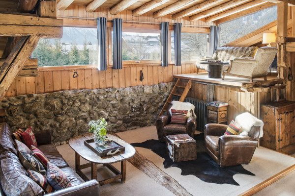 villa in Chamonix : Rent one of the oldest chalet of Chamonix located in the Village of 'les Bois' - Photo 8