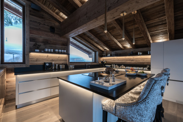 villa in Chamonix : Rent this luxurious chalet with indoor swimming pool with a high level of comfort. - Photo 10