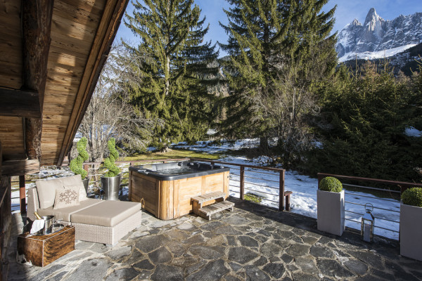 villa in Chamonix : Rent one of the oldest chalet of Chamonix located in the Village of 'les Bois' - Photo 12