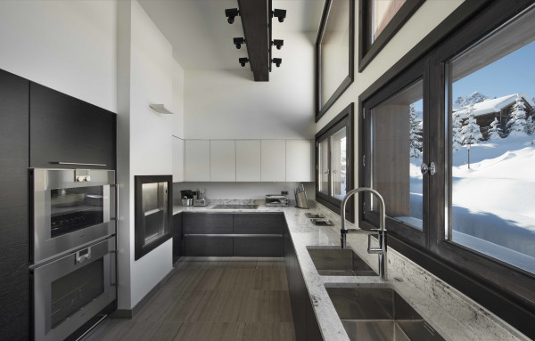 villa in Courchevel : Rent this luxurious 6 bedrooms chalet in Nogentil area, ski in/ ski out. - Photo 17