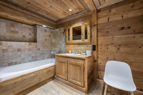 villa in Meribel : Rent this chalet located in Mussillon, close to the slopes. - Photo 16