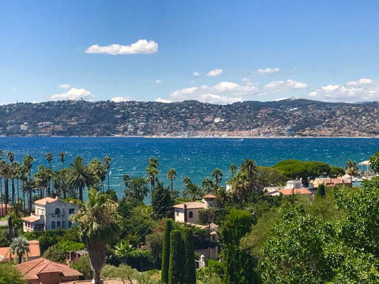 villa in Cap d'Antibes : Rent this brand new modern villa with a sea view on the Cap d'Antibes. - Photo 0