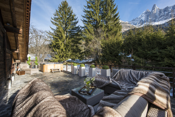 villa in Chamonix : Rent one of the oldest chalet of Chamonix located in the Village of 'les Bois' - Photo 11