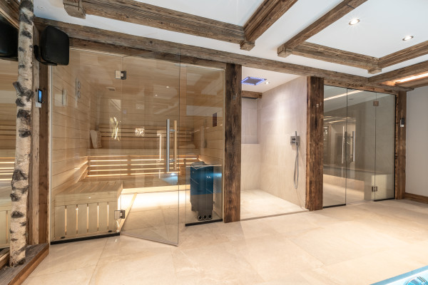 villa in Chamonix : Rent this luxurious chalet with indoor swimming pool with a high level of comfort. - Photo 20