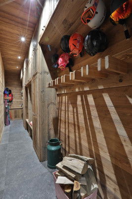 villa in Chamonix : Rent this chalet perfect for large group of 22 guests in Les Tines. - Photo 24