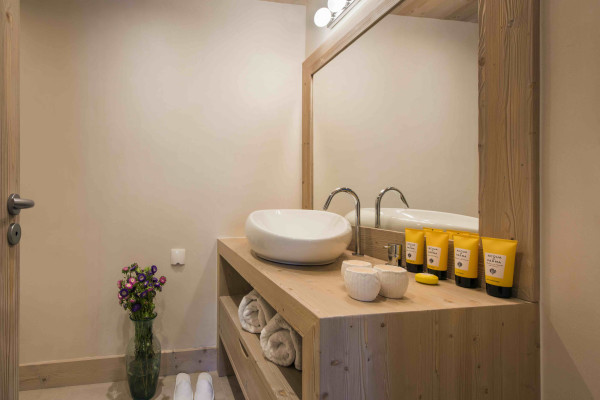 villa in Tignes : Rent this luxury cosy 4 bedroom chalet in Tignes le Lac - Photo 13