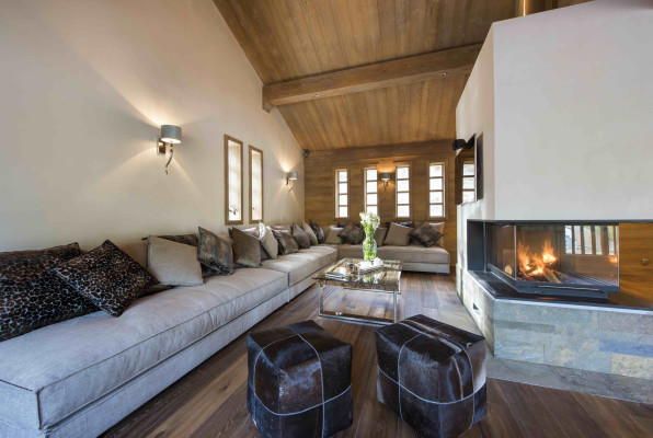 villa in Tignes : Rent this luxury cosy 4 bedroom chalet in Tignes le Lac - Photo 2