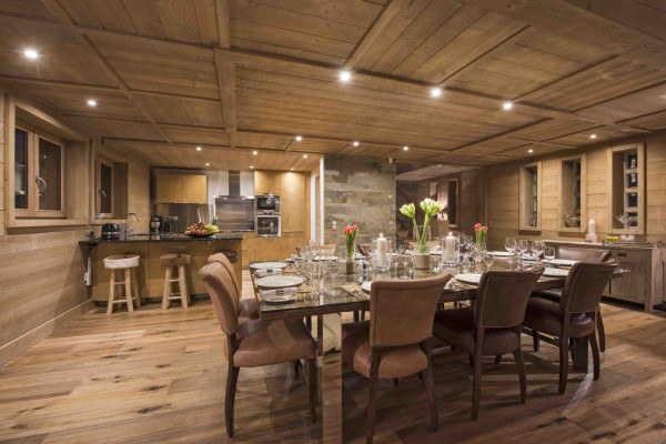 villa in Tignes : Rent this 5 bedroom chalet in Tignes Le lac with a great location. - Photo 4