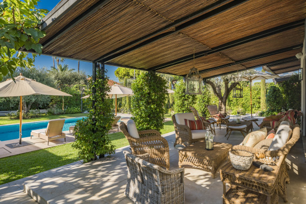 villa in Cap d'Antibes : Rent wonderful 5 bedroom villa with an ideal location on the Cap d'Antibes - Photo 34